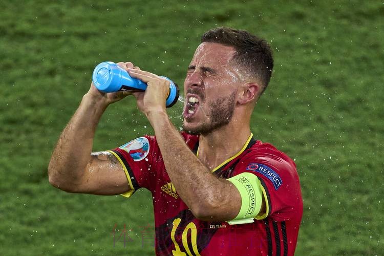 阿扎尔伤势并不严重 能够赶上与瓦伦西亚的比赛 阿扎尔伤势并不严重 能够赶上与瓦伦西亚的比赛