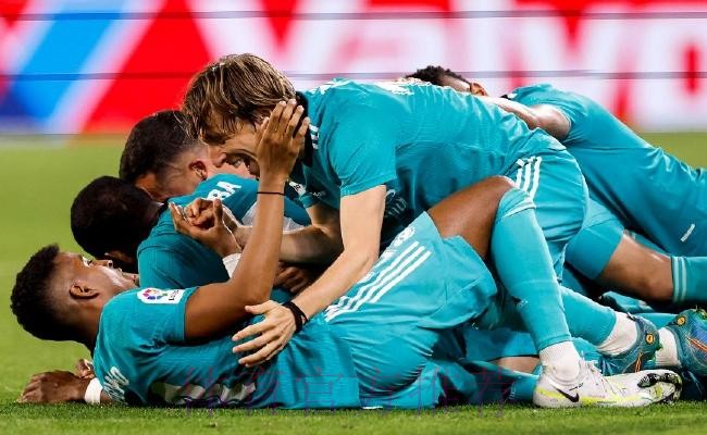 西甲-本泽马绝杀!皇马连扳3球3-2逆转塞维利亚 西甲-本泽马绝杀!皇马连扳3球3-2逆转塞维利亚